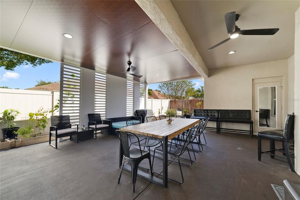 Image 13 of property listing at 13325 OLD DOCK ROAD, Orlando, FL 32828