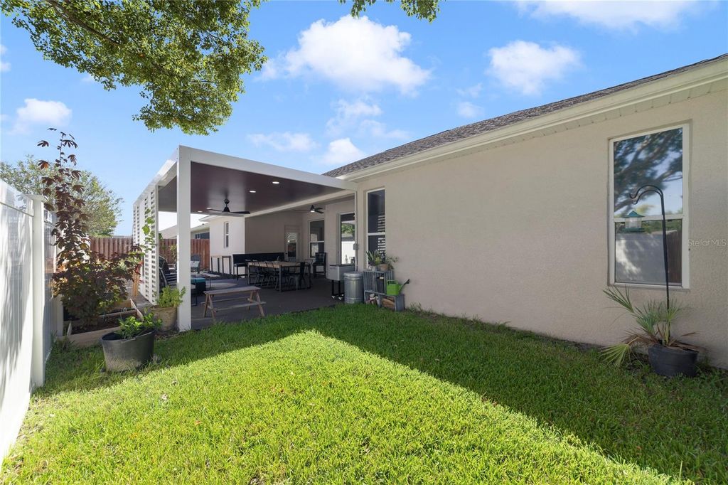 Image 15 of property listing at 13325 OLD DOCK ROAD, Orlando, FL 32828