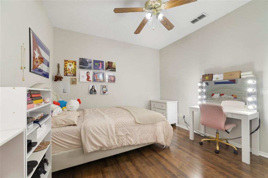 Image 22 of property listing at 13325 OLD DOCK ROAD, Orlando, FL 32828