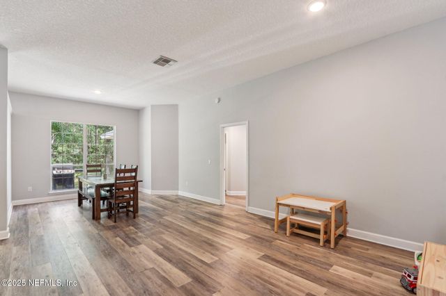4852 BOLLES LAKE Drive, Jacksonville, FL 32258