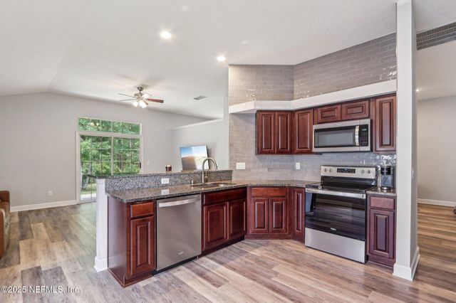 4852 BOLLES LAKE Drive, Jacksonville, FL 32258