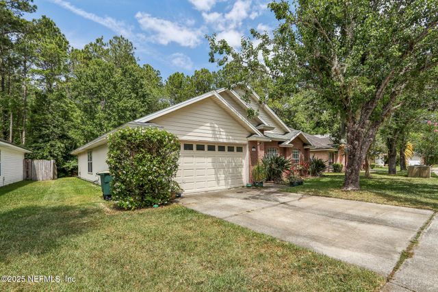 4852 BOLLES LAKE Drive, Jacksonville, FL 32258
