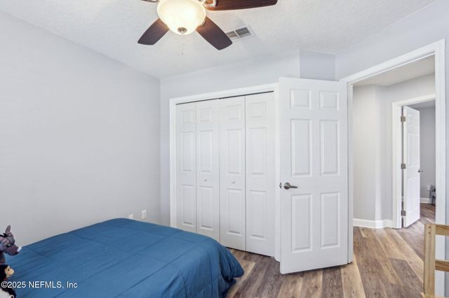 4852 BOLLES LAKE Drive, Jacksonville, FL 32258