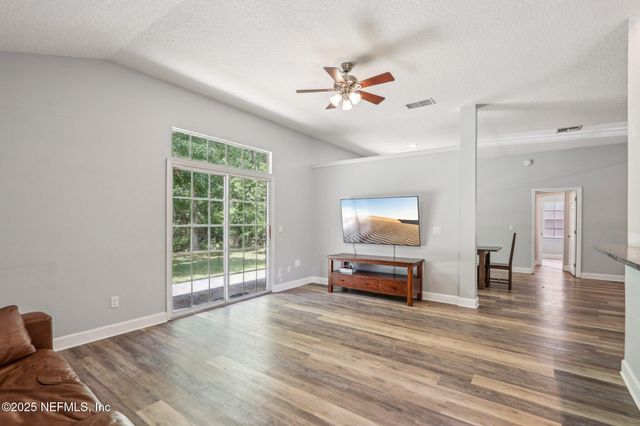 4852 BOLLES LAKE Drive, Jacksonville, FL 32258