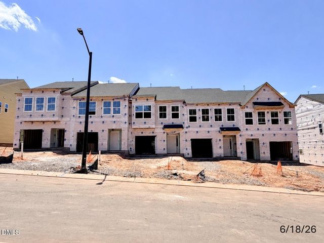 1050 Tea Rose Court 370, Durham, NC 27703