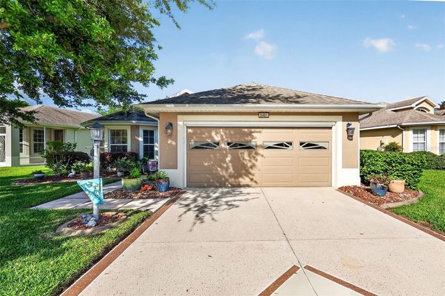 5401 AURORA DRIVE, Leesburg, FL 34748