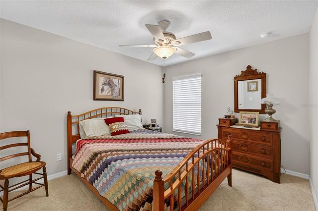 5401 AURORA DRIVE, Leesburg, FL 34748