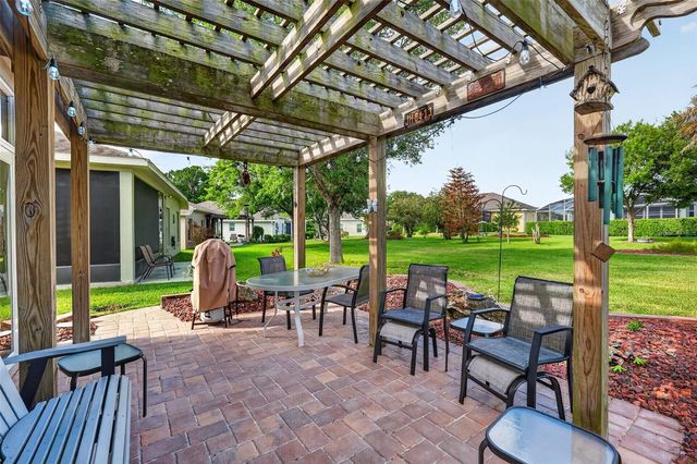 5401 AURORA DRIVE, Leesburg, FL 34748