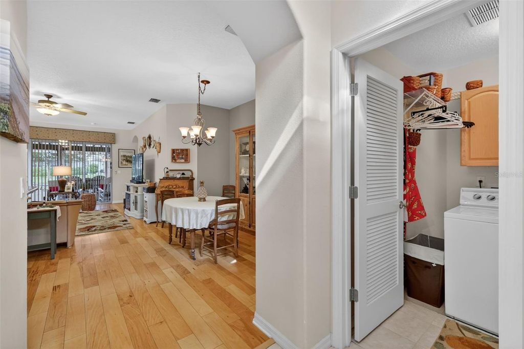 Image 12 of property listing at 5401 AURORA DRIVE, Leesburg, FL 34748