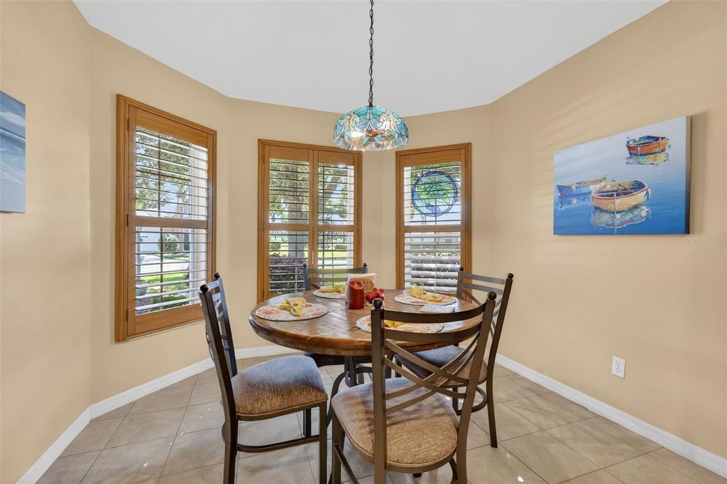 Image 22 of property listing at 5401 AURORA DRIVE, Leesburg, FL 34748