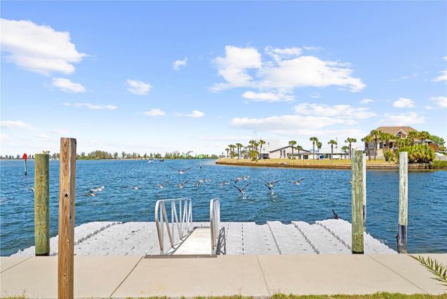 3387 GULF WINDS CIRCLE, Hernando Beach, FL 34607