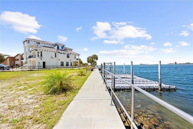 3387 GULF WINDS CIRCLE, Hernando Beach, FL 34607