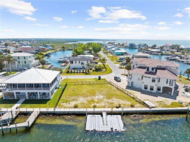 3387 GULF WINDS CIRCLE, Hernando Beach, FL 34607