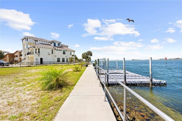 3387 GULF WINDS CIRCLE, Hernando Beach, FL 34607