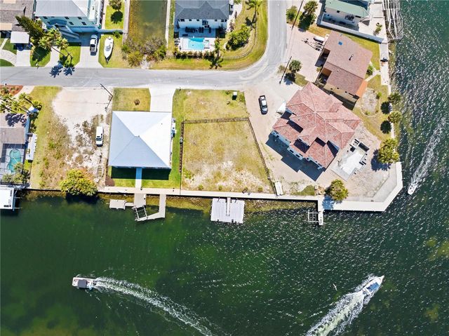 3387 GULF WINDS CIRCLE, Hernando Beach, FL 34607