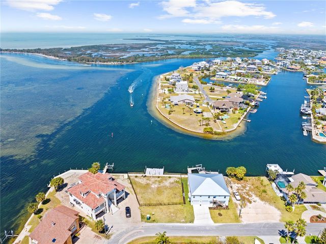3387 GULF WINDS CIRCLE, Hernando Beach, FL 34607