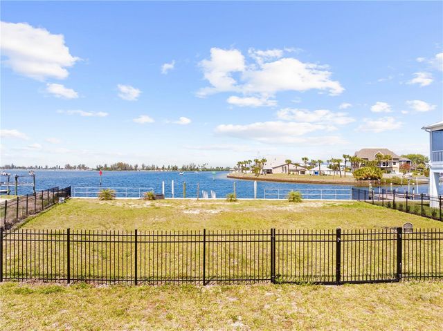 3387 GULF WINDS CIRCLE, Hernando Beach, FL 34607