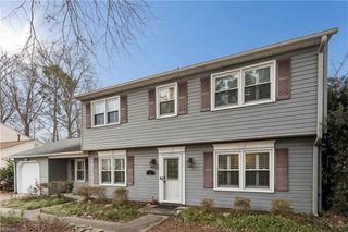 2 Coffman CIR, Hampton, VA 23669