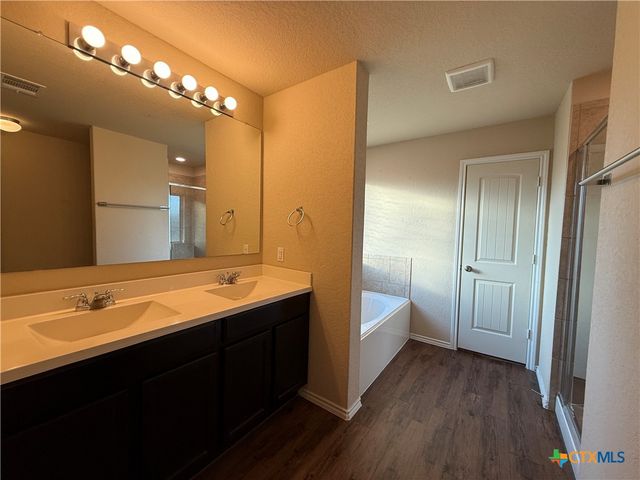2934 Meadow Ridge, New Braunfels, TX 78130