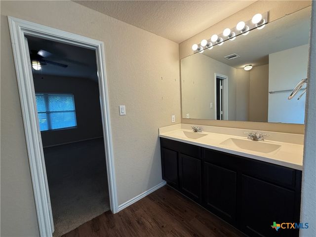 2934 Meadow Ridge, New Braunfels, TX 78130