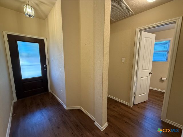 2934 Meadow Ridge, New Braunfels, TX 78130