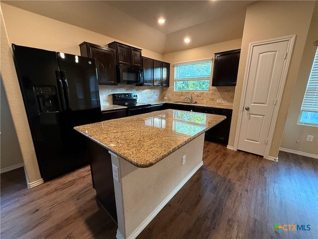2934 Meadow Ridge, New Braunfels, TX 78130