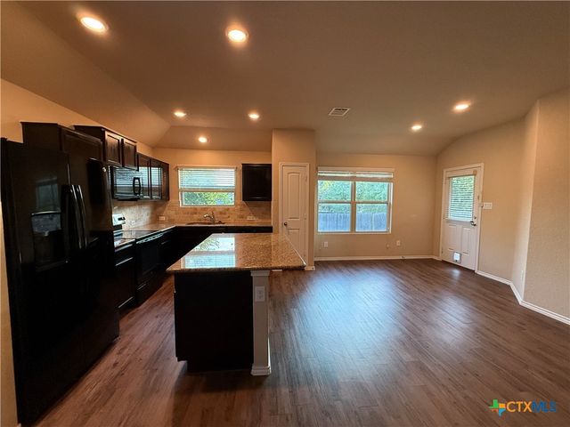 2934 Meadow Ridge, New Braunfels, TX 78130