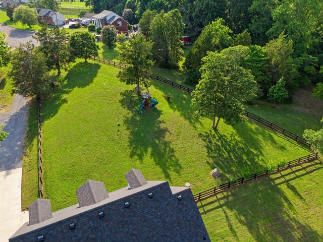 1194 Marvel Rd, Ashland City, TN 37015