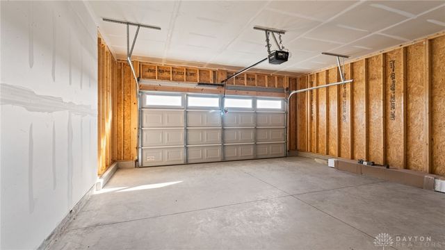 2912 Hoying Drive, Troy, OH 45373