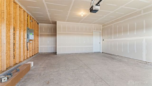 2912 Hoying Drive, Troy, OH 45373