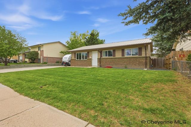 4759 MAPLE WY, Cheyenne, WY 82009