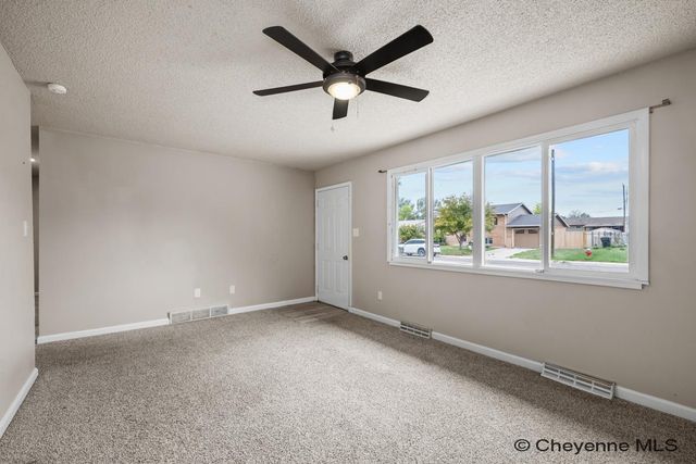 4759 MAPLE WY, Cheyenne, WY 82009