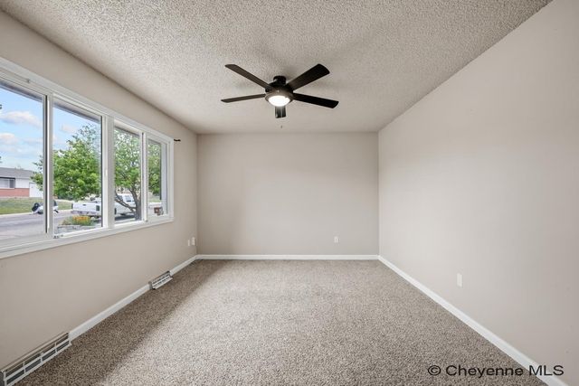4759 MAPLE WY, Cheyenne, WY 82009