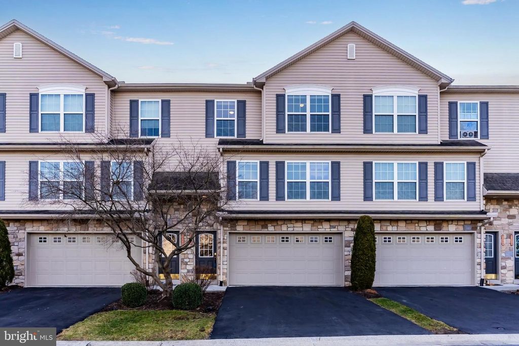 6366 GALLEON DR, Mechanicsburg, PA 17050
