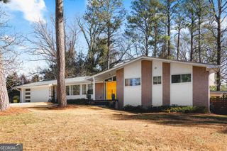2576 River Oak Drive, Decatur, GA 30033
