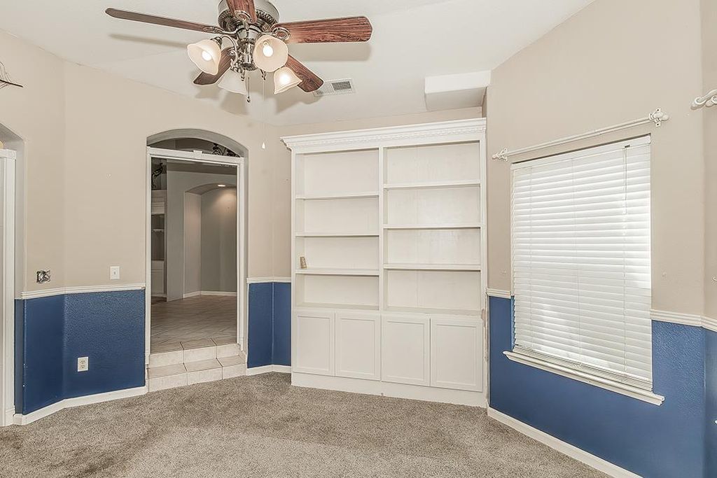 Image 21 of property listing at 6589 E Michigan Avenue, Fresno, CA 93727