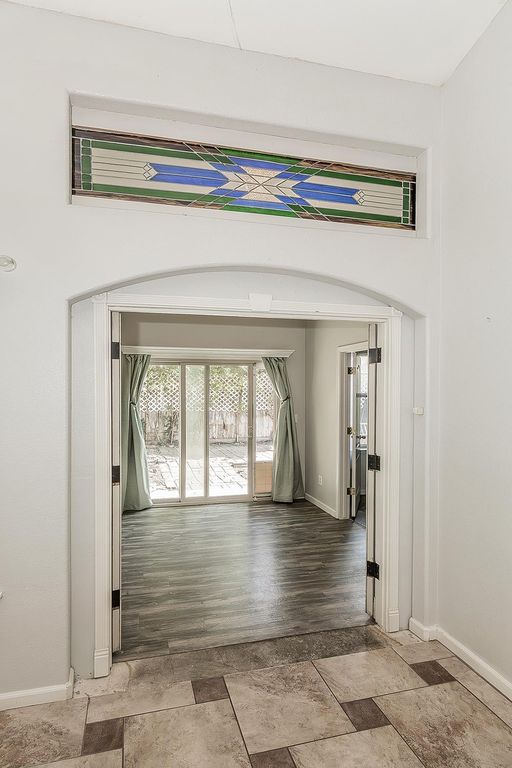 Image 23 of property listing at 6589 E Michigan Avenue, Fresno, CA 93727