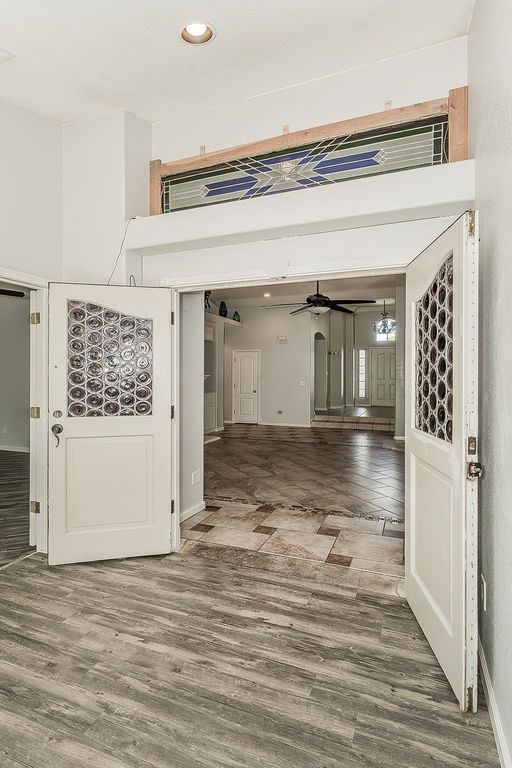 Image 26 of property listing at 6589 E Michigan Avenue, Fresno, CA 93727