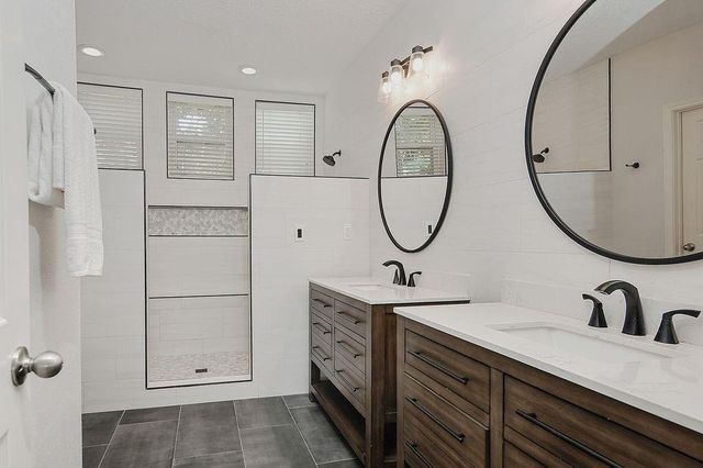 12374 Lake Vista Drive, Willis, TX 77318