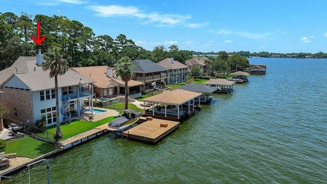 12374 Lake Vista Drive, Willis, TX 77318