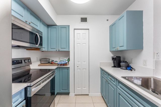 6769 Heritage Grande 2303, Boynton Beach, FL 33437