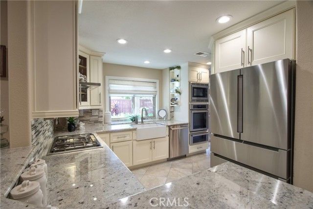 40085 Villa Venecia, Temecula, CA 92591