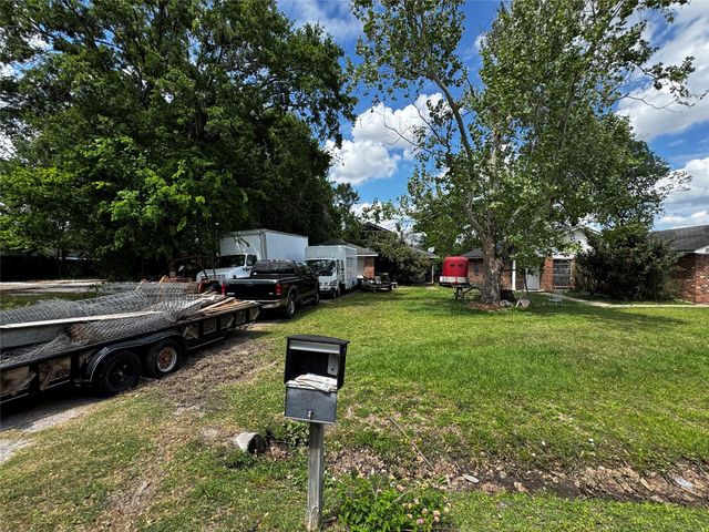 8908 Carousel Lane, Houston, TX 77080