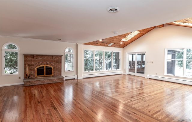 163 W Park Avenue, Pearl River, NY 10965