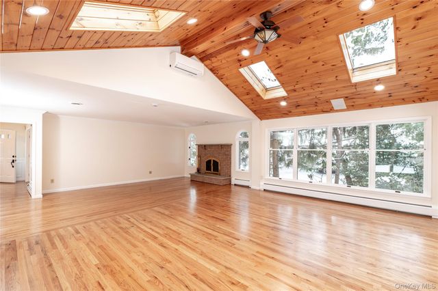 163 W Park Avenue, Pearl River, NY 10965