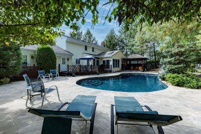 163 W Park Avenue, Pearl River, NY 10965