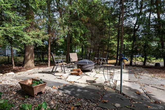 163 W Park Avenue, Pearl River, NY 10965