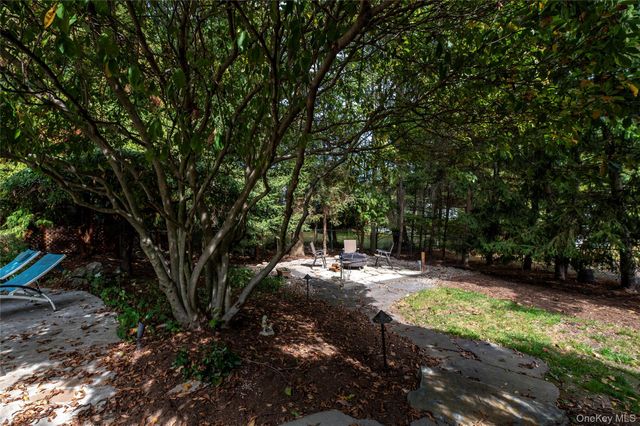 163 W Park Avenue, Pearl River, NY 10965