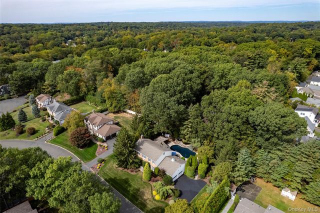 163 W Park Avenue, Pearl River, NY 10965