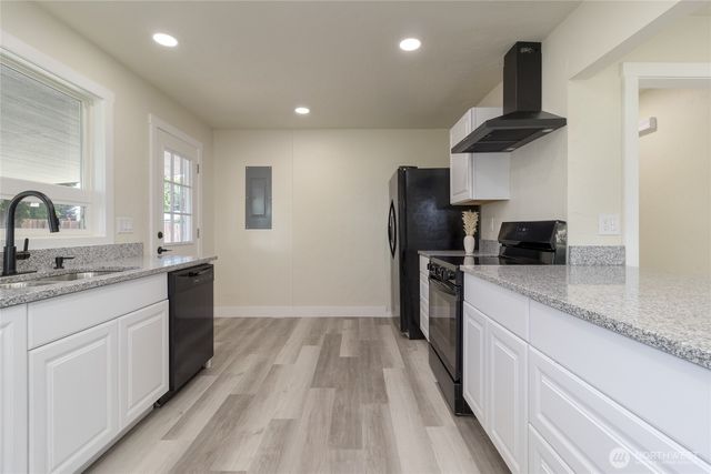 605 Holly St, Walla Walla, WA 99362